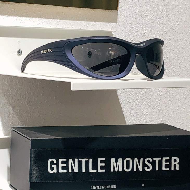 Picture of Gentle Monster Sunglasses _SKUfw65330623fw